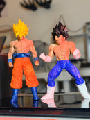GOKU vs VEGETA - QUEM VENCE ?